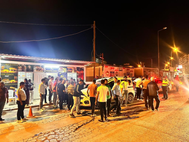 Satmak için kaporasını aldığı otomobilinin üzerine hafif ticari araç çıktı