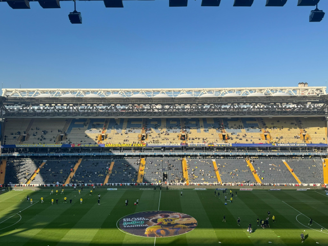 Maç öncesi tepki arttı! Kadıköy'de Ali Koç'a büyük tepki