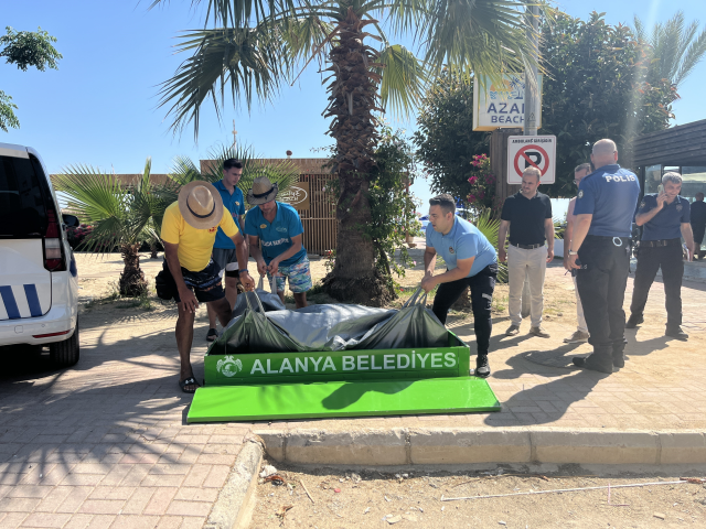 Alanya'da Alman Turist Güneşlenirken Hayatını Kaybetti
