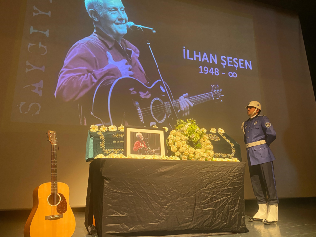 İlhan Şeşen'e veda töreninde büyük talihsizlik