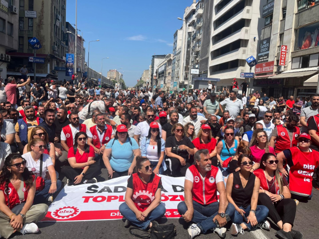 İzmir'deki grev kaosu! Belediye 59 bin TL veriyor, sendika 82 bin TL istiyor