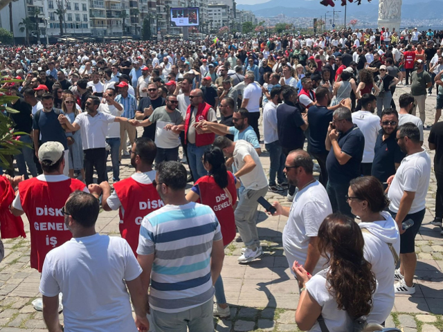 İzmir'deki grev kaosu! Belediye 59 bin TL veriyor, sendika 82 bin TL istiyor