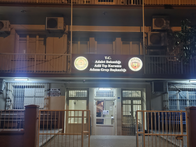 Adana'da kamyonet sulama kanalına düştü: Baba ve 2 kızı hayatını kaybetti