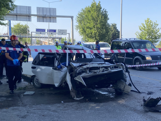 Otomobili hurdaya çeviren ölümlü kazanın görüntüleri ortaya çıktı