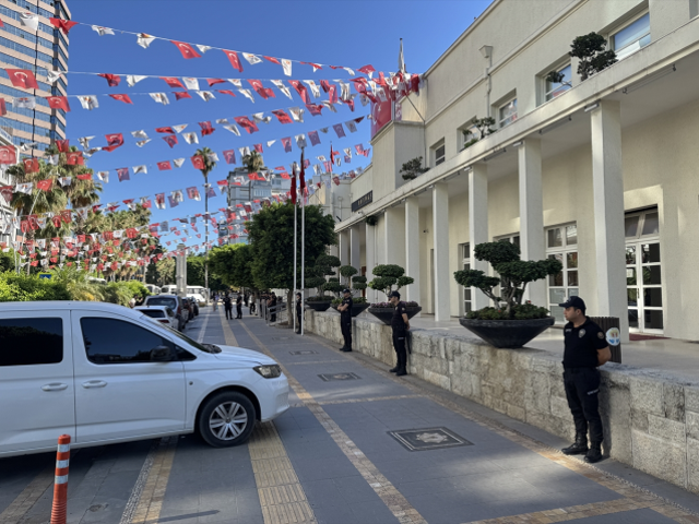 Gözaltına alınan 3 belediye başkanı ne ile suçlanıyor? İşte operasyonun ayrıntılar