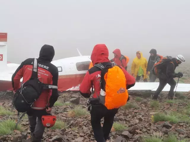 Helikopterle Güvenli Bir Şekilde Bölgeden Alındılar