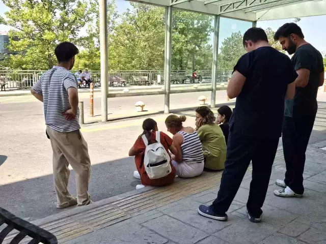23 yaşındaki hemşire kalp krizinden yaşamını yitirdi