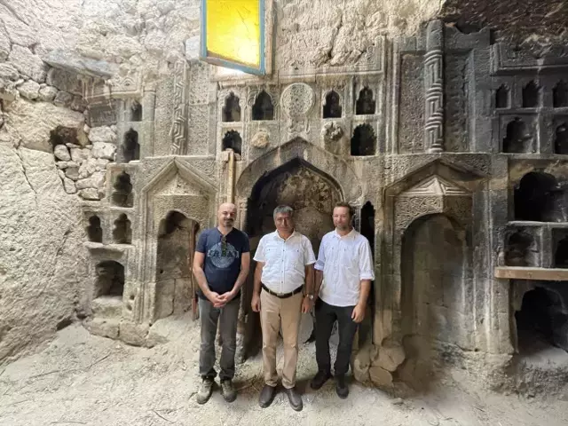 Odunluk olarak kullanılan yer 6 asırlık ibadethane çıktı