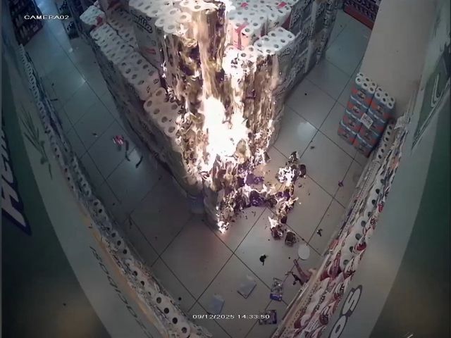 Zincir Markette Yangın Çıkaran Çocuk Devlet Korumasına Alındı