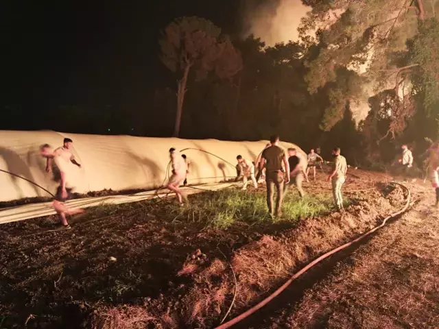 Antalya'da orman yangını; 2 otel tahliye edildi