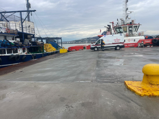 Çanakkale'de balıkçı teknesi battı: 2 kişi hayatını kaybetti, 1 kişi kayıp