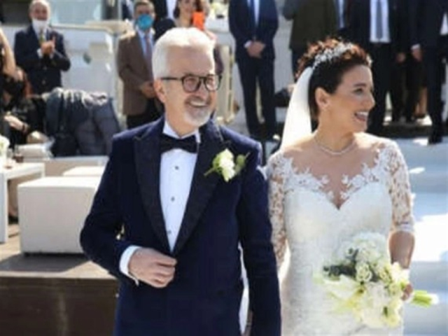 Gözaltındaki eski belediye başkanı rahatsızlanınca hastaneye götürüldü