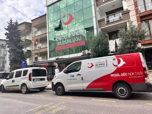 İl Göç İdaresine büyük operasyon! Müdür, çalışanlar, tercümanlar gözaltına alındı