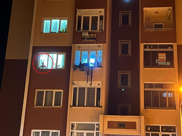 Kayınpederini bıçakla yaraladı, eşi şikayetçi odu; polis 4 saatte ikna ederek gözaltına aldı