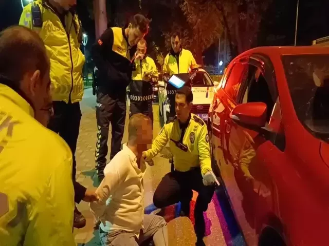 Bursa'da Polisi Ekiplerin Üzerine Süren Sürücü Gözaltına Alındı