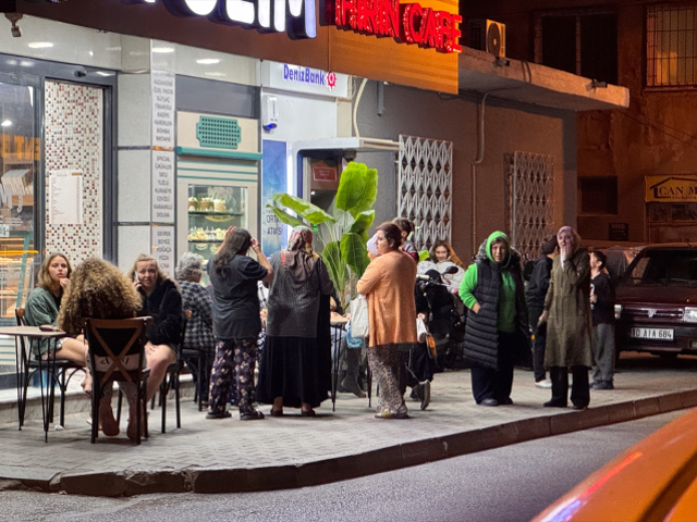 Balıkesir Sındırgı'da 6.1 büyüklüğünde deprem