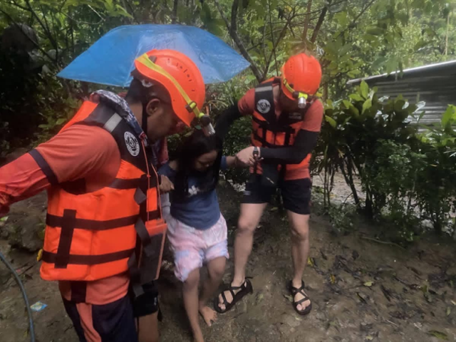 'Kalmaegi Tayfunu' 26 can aldı