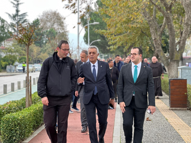 38 kişilik Vatikan heyeti, Papa'nın ziyareti öncesi İznik'e geldi