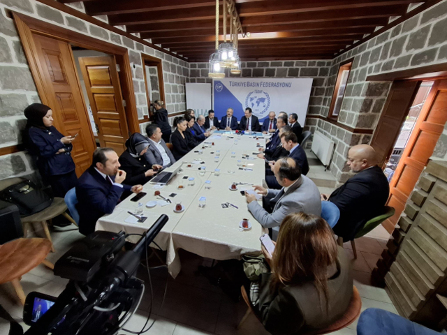 AK Parti Genel Başkan Yardımcısı Yavuz'dan Anayasa ve İttifak Açıklamaları