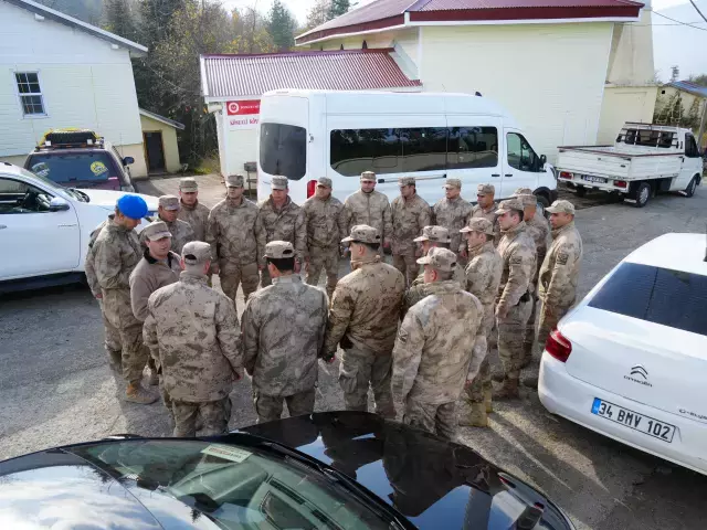 Kayıp anne ve oğlunu görenlerin sözleri kafaları iyice karıştırdı: Buraya kadar gelemezler, yürümesi çok zor