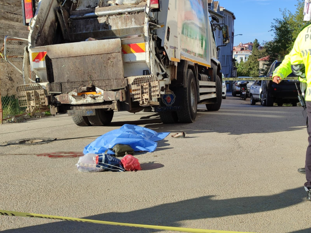 Çöp kamyonunun altında kalan kadın feci şekilde can verdi