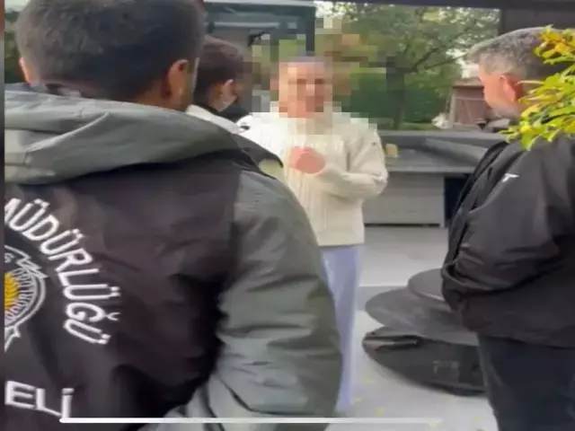 Çöpte ölü bulunan bebeğin bulunduğu olay yerinden bir görüntü