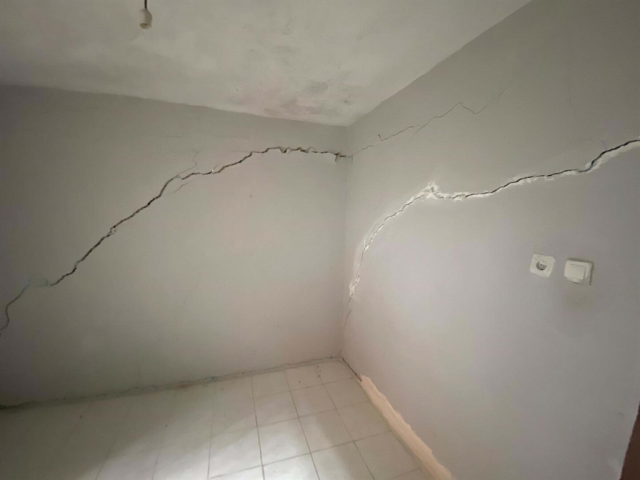 Tüm mahalle sokağa döküldü: Onat Tüneli çalışmaları nedeniyle tahliye arbede çıktı