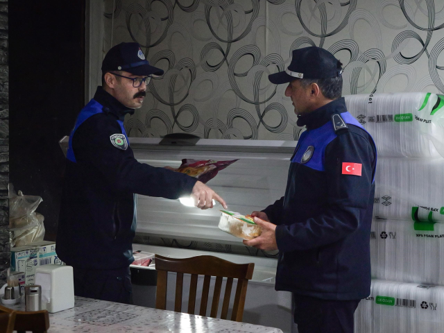 Mühürlenen iş yerinden görüntü