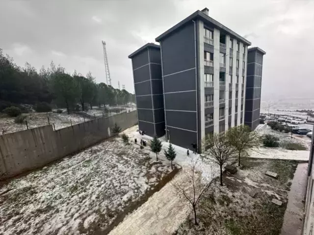 Bodrum sokaklarında su birikintileri ve yağış görüntüsü