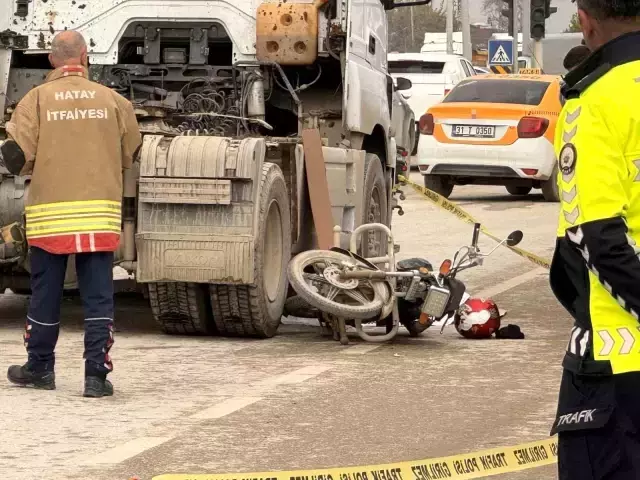 Hatay'da Motosiklet Kazası: Anne ve 2 Aylık Bebek Hayatını Kaybetti
