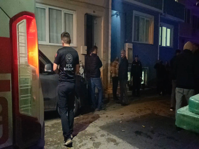 Çatı katında baba, odada kızı ölü bulundu: Soruşturma derinleşiyor