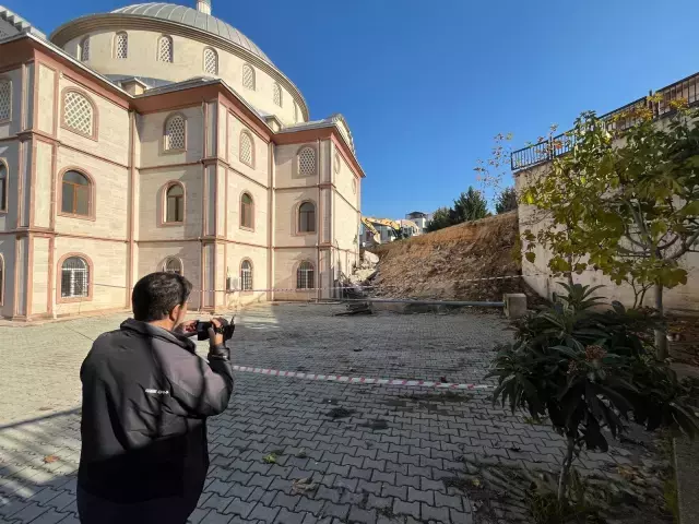 Sabah yürüyüşüne çıkan yaşlı kadın 31 öğrencinin hayatını kurtardı