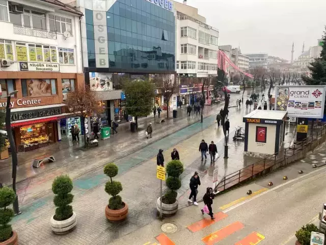 Bolu'da korkutan deprem