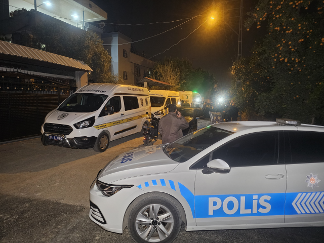 Adana'da biri engelli iki çocuğunu öldürüp, intihar etti