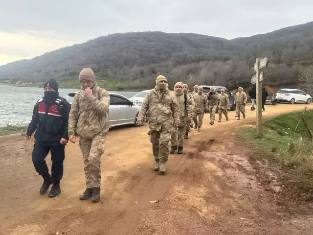 Sırra kadem basan Elif Kumal'ın kampa gitmek için evden çıktığı anlar