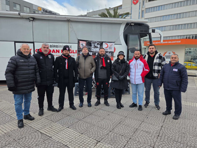 Kan bağışlayana forma ve maç bileti hediye