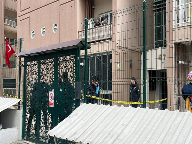 Kiralama bahanesiyle baktığı 17'nci kattaki dairenin balkonundan atlamış