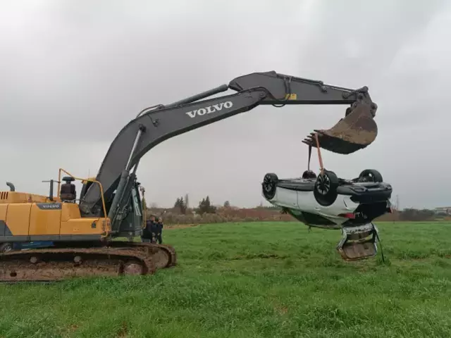 İki kız kardeşin öldüğü kazada korkunç şüphe! Ölüme terk edip kaçmışlar