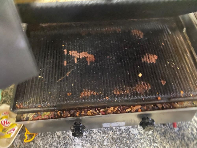 Bilecik'teki fast food dükkanında hijyen skandalı