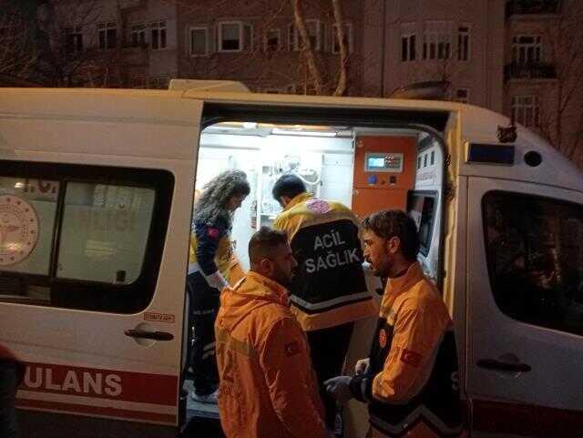 Beyoğlu'nda lüks otelde yangın: Çok sayıda çalışan dumandan etkilendi