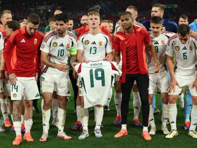 Macaristan, İskoçya'yı 1-0 yenerek son 16 şansını sürdürdü