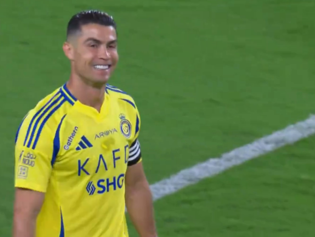 Ronaldo öyle bir şut attı ki kendisi bile güldü