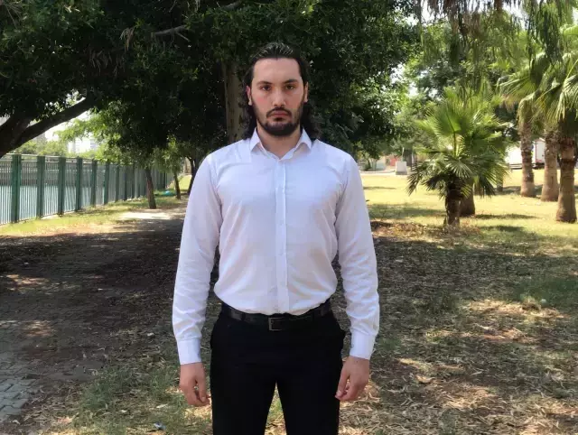 Kütüphanede namaz kılan öğrenci ile görevlilerin tartışması kamerada