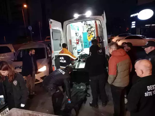 Bayrampaşa'da kendi kullandığı araç üzerine devrilen sürücü yaşamını yitirdi: Yakınları krize girdi!