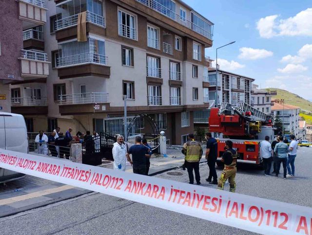 Ankara''da Zehirlenme Olayı: Tarım İlacı Diğer Dairelere Sıçradı