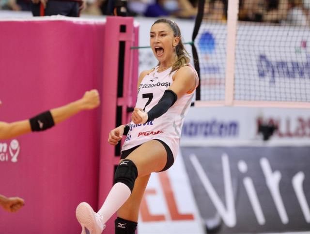 Hande Baladın sevgilisi kim? Ünlü voleybolcu Hande Baladın kiminle sevgili?