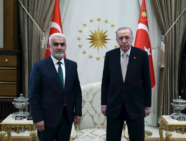 Cumhurbaşkanı Erdoğan, Saadet Partisi Genel Başkanı Arıkan'I Kabul Etti