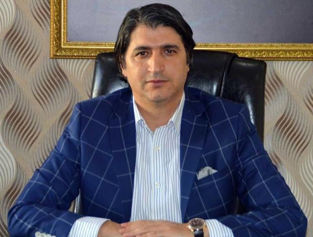 Ağrı İŞKUR Müdürü Gıyas Güven'in bir araçta çekilen cinsel ilişki görüntüleri gündem oldu