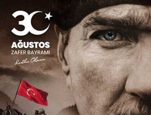 Büyük Taarruz'un 101'inci yıl dönümü! İşte ünlü isimlerin 30 Ağustos paylaşımı