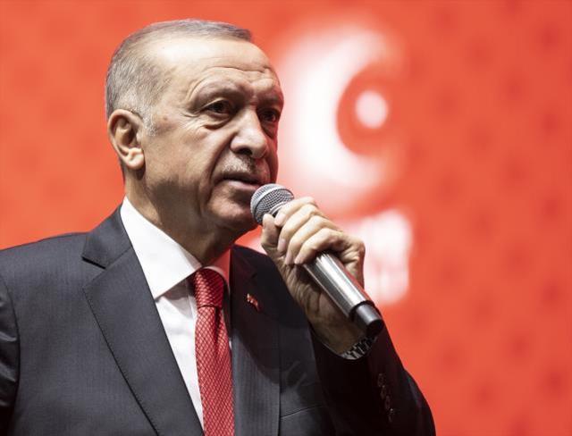 Cumhurbaşkanı Erdoğan, 'Türkiye Yüzyılı' programında desteği için Bahçeli'ye teşekkür ederken, Destici'yi es geçti